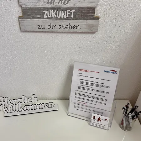 Mit Garten Und Parkplatz Mitten In Neumarkt * 德尔奥博的新市场