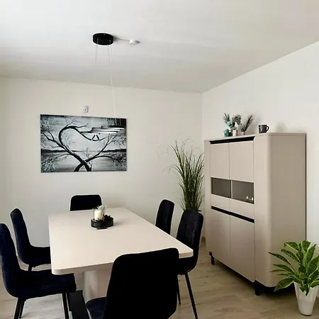 Apartment Mit Garten Und Parkplatz Mitten In Neumarkt Neumarkt in der Oberpfalz