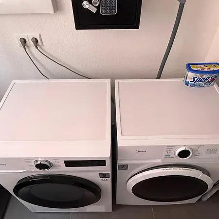 Apartment Mit Garten Und Parkplatz Mitten In Neumarkt